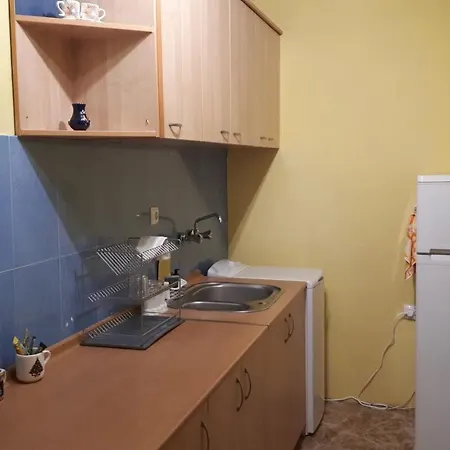 아파트 дебелт 21 부르가스