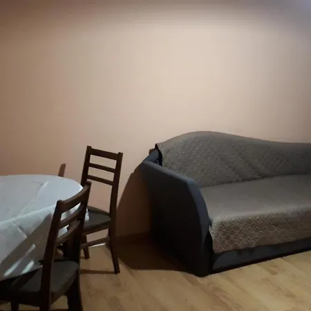 дебелт 21 Apartament